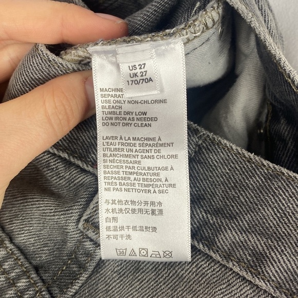 BDG Mid-Rise Bootcut Jean – Destroyed Grey Denim - Size 27 - Picture 15 of 16